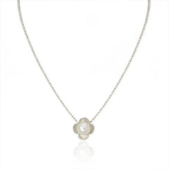 Small Flower Necklace with pearl